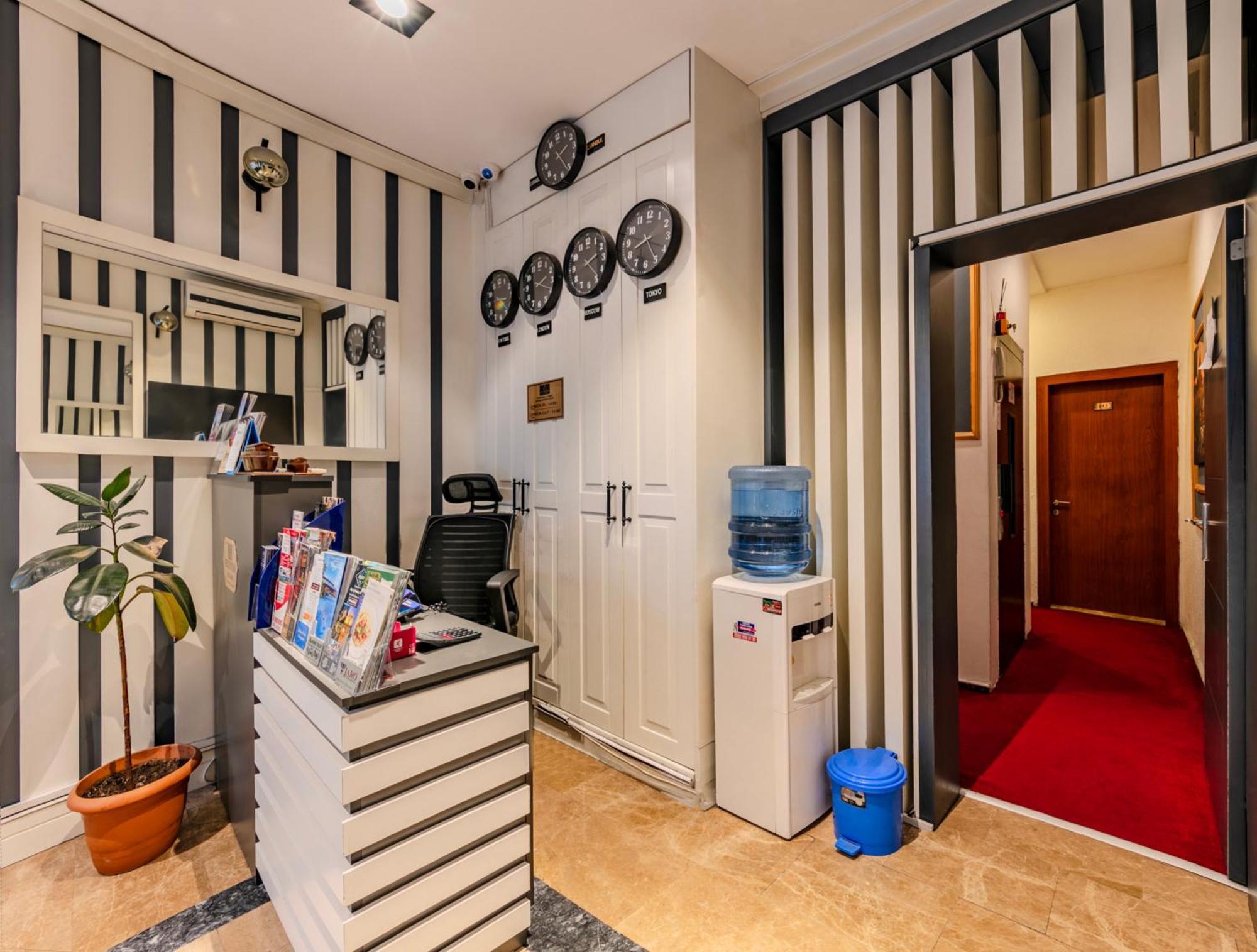 La Pazza Suites Κωνσταντινούπολη Εξωτερικό φωτογραφία