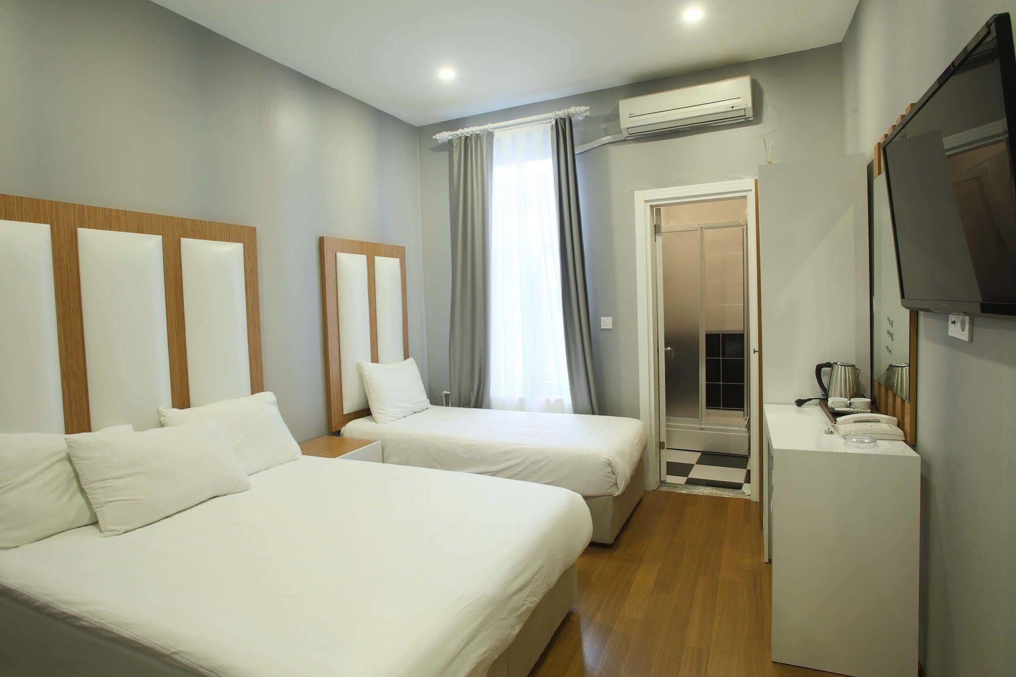 La Pazza Suites Κωνσταντινούπολη Εξωτερικό φωτογραφία