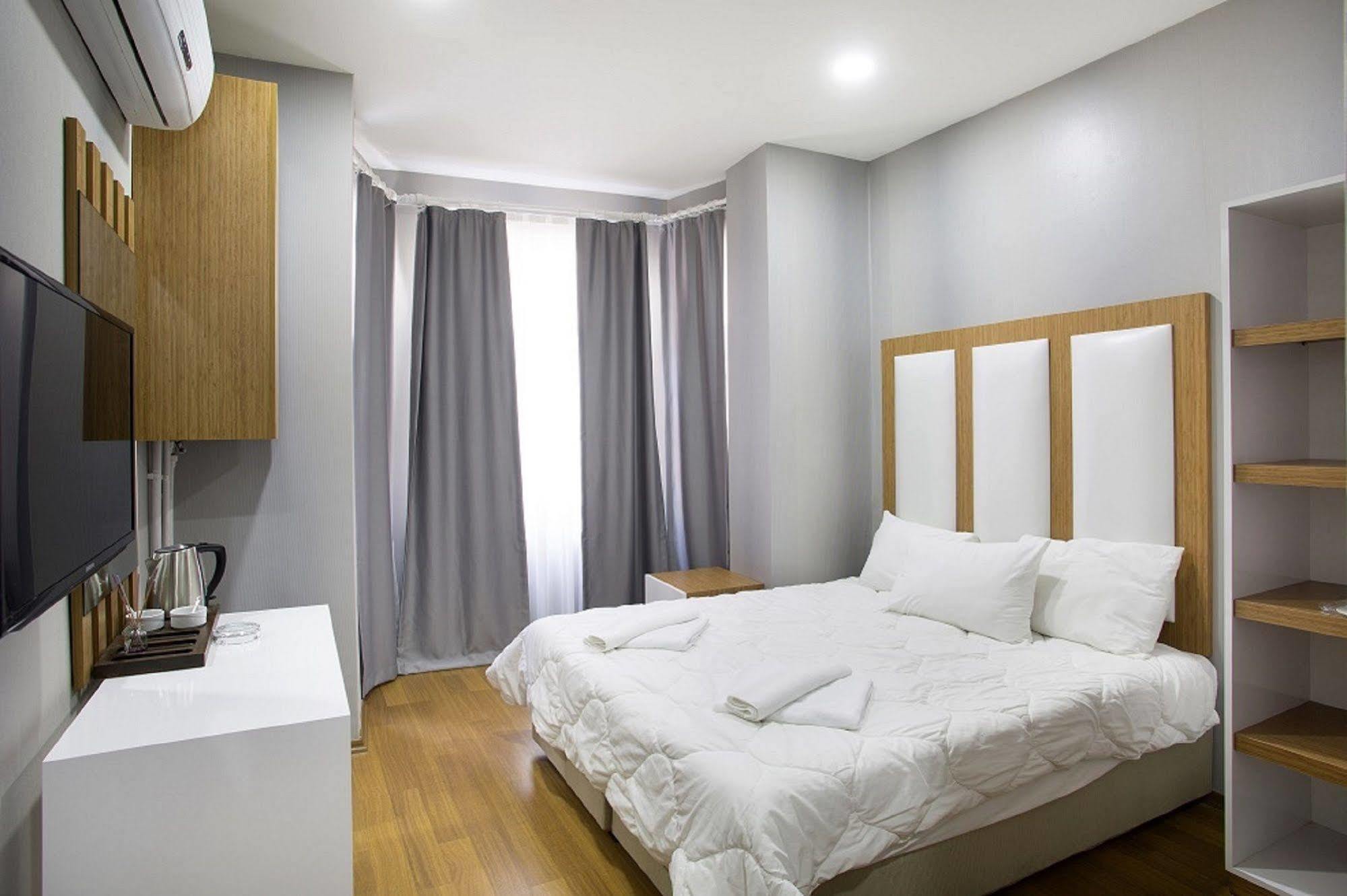 La Pazza Suites Κωνσταντινούπολη Εξωτερικό φωτογραφία