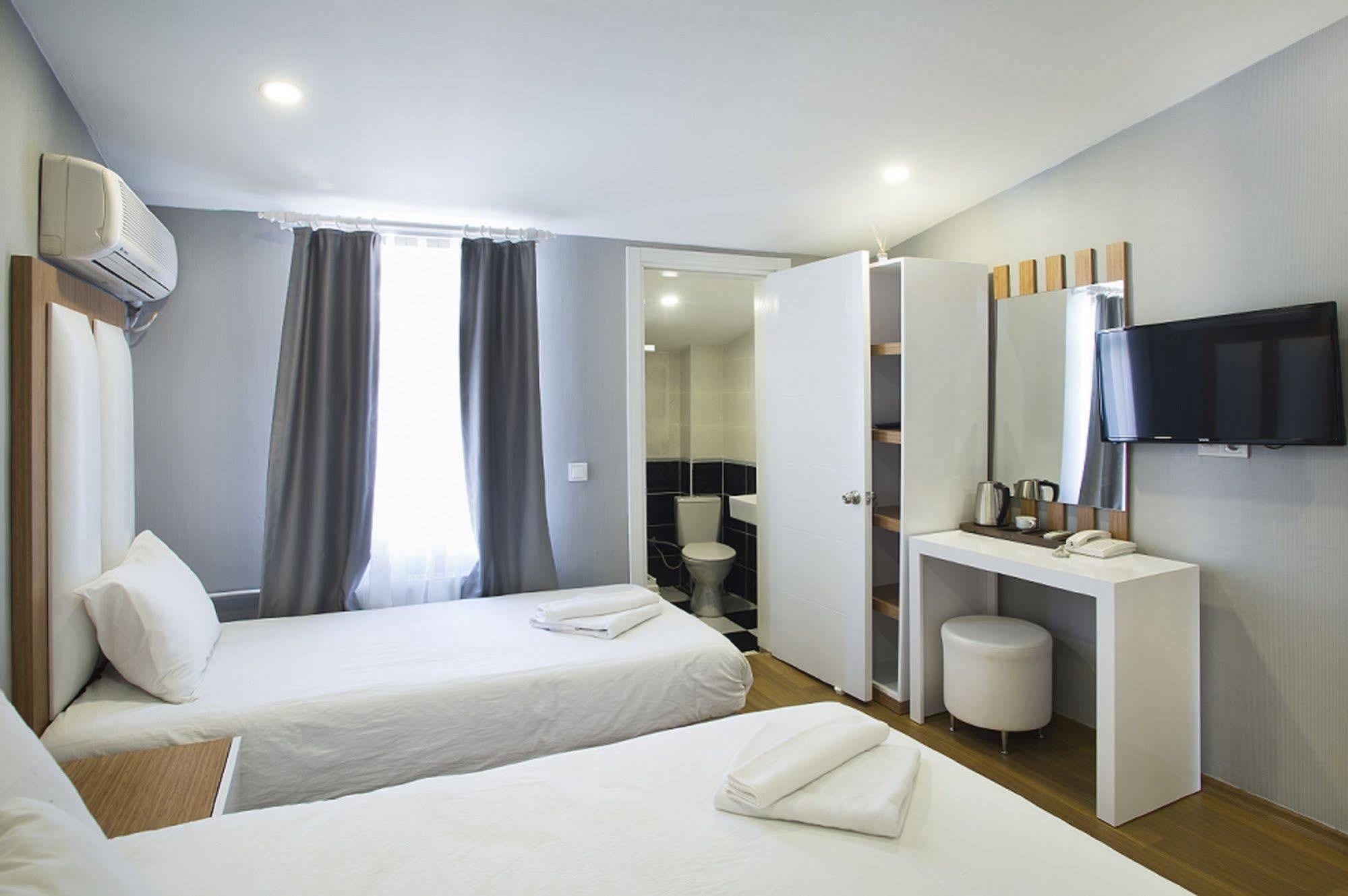 La Pazza Suites Κωνσταντινούπολη Εξωτερικό φωτογραφία