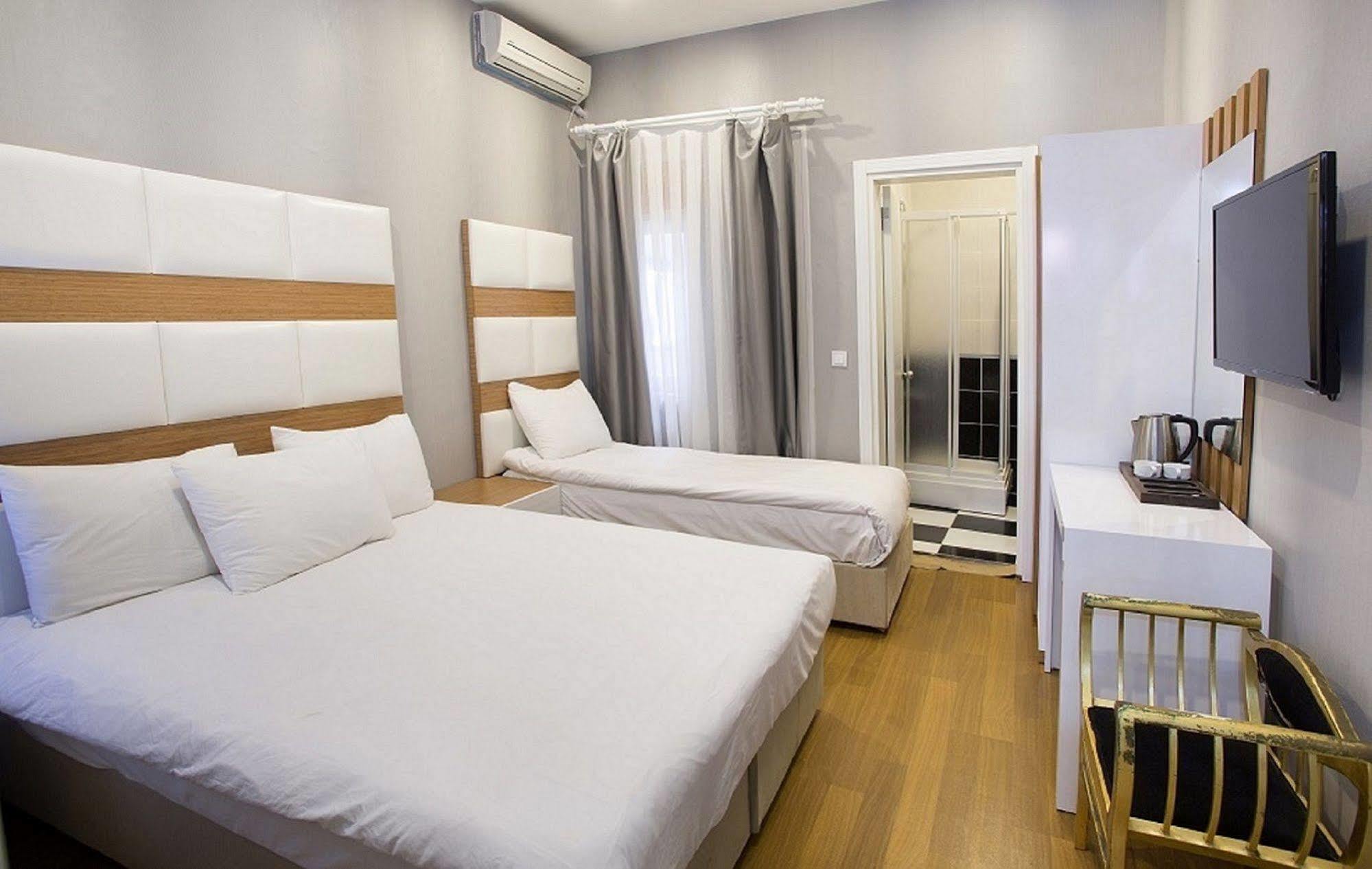 La Pazza Suites Κωνσταντινούπολη Εξωτερικό φωτογραφία